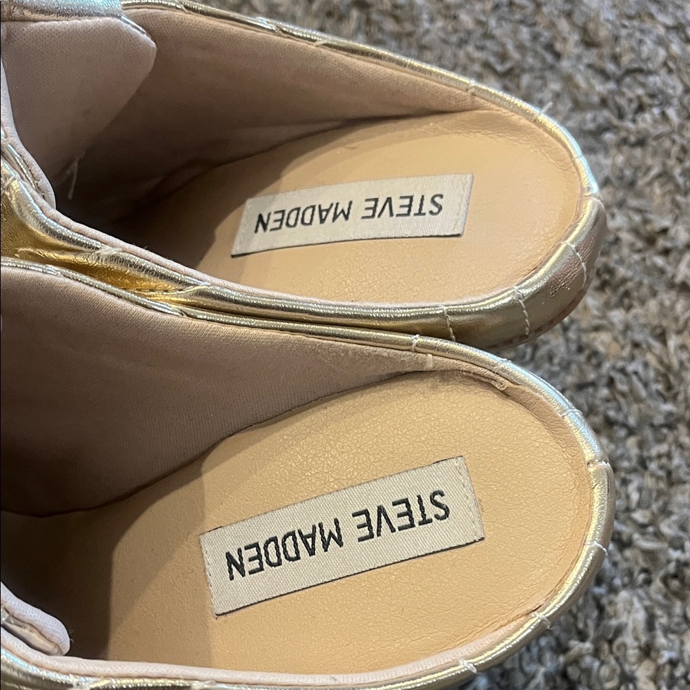 Steve Madden Metallic Gold Slip-On Clog Sneakers - Picture 2 of 4